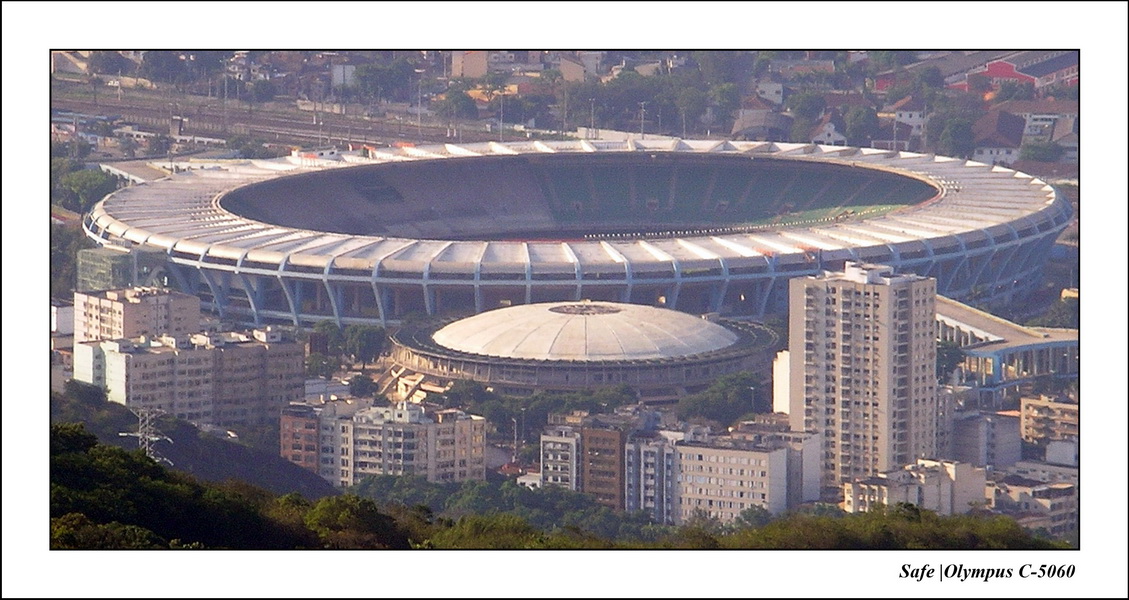2005 - 11 - Rio - maracana 03.JPG